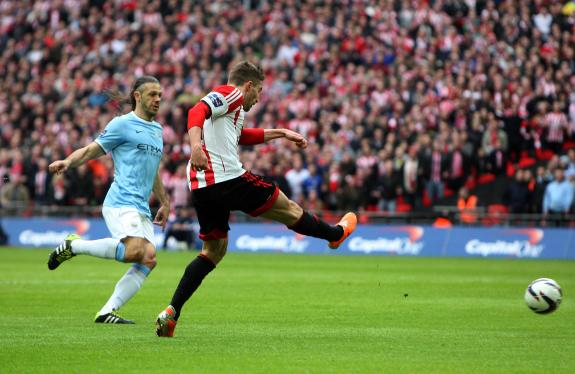 We Are Sunderland: Fabio Borini scores for Sunderland in the League Cup Final against Manchester City. We Are Sunderland: Fabio Borini scores for Sunderland in the League Cup Final against Manchester City.